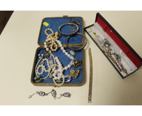 TWO BOXES OF ASSORTED VINTAGE JEWELLERY TO INCLUDE AMETHYST SET BANGLES, VINTAGE GATE BRACELET ETC. 