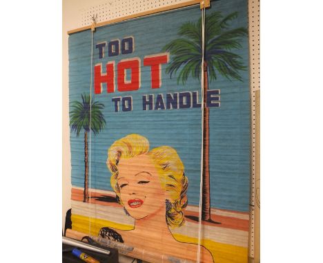 A LARGE TOO HOT TO HANDLE MARILYN MONROE ROLLER BLIND W- 90CM 