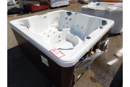 Dr Wellness Hg32 5 Person Hot Tub 1 Lounger Minor