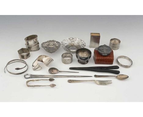 A group of silver and metalwares, to include a Persian niello snake-form bracelet, a Persian hexagonal niello napkin ring, En