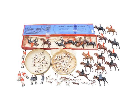 Britains Lead hunting figures, including boxed example, Qty: 1 tray