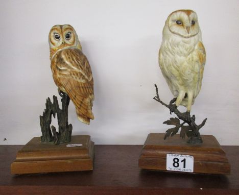 2 mounted ceramic owl figures
