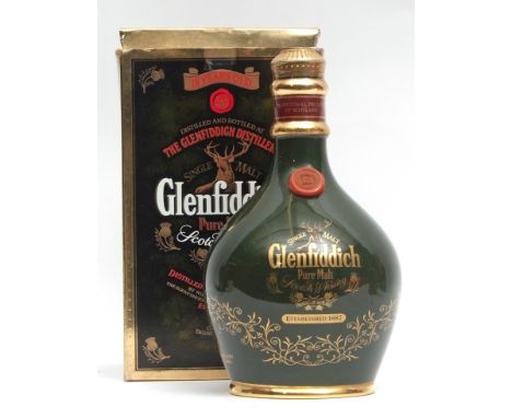 Glenfiddich 18yo Malt Scotch, 750ml, 43% vol in decorative bottle  