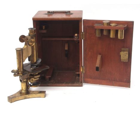 Late 19th/early 20th century mahogany cased lacquered brass monocular microscope, R &amp; J Beck - London, 16477, the cast Y 