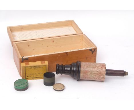 18th century lignum vitae and stained shagreen drum microscope eye-piece slide, of ring turned construction with screw interc