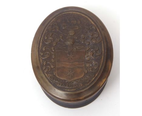 Fine early 18th Century pressed horn snuff box by John Obrisset of oval form and bearing the Arms of Sir Francis Drake,  10cm