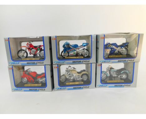 Six Welly die cast model motorcycles, scale 1:18, comprising Honda CBR 1100 XX., 99 Yamaha YZF-R1., Honda Shadow VT1100C., Ya