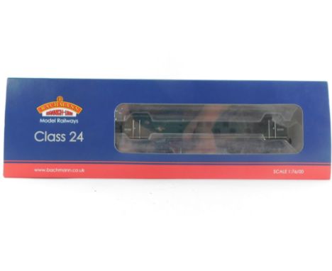 A Bachmann Branch Line OO gauge locomotive Class 24 D5100, BR green, DCC, 32-429-DS, boxed.
