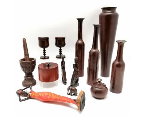Qty of tribal / ethnic wooden items inc tall flared vase (50cm), pestle &amp; mortar, cylindrical box, elephant etc