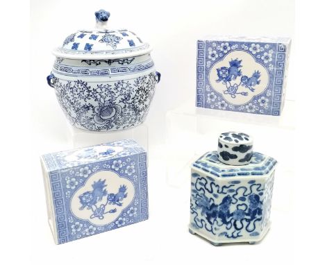 Pair of blue &amp; white Chinese porcelain pillows with lion dog detail, lidded tea cannister &amp; lidded jar (22cm high)