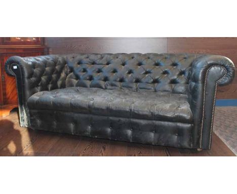 LEATHER BUTTONBACK SOFA 