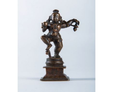  A bronze figure of Balakrishna South India, Tamil Nadu, Vijayanagar period, 15th - 16th century . Cm 5,50 x 9,50. 