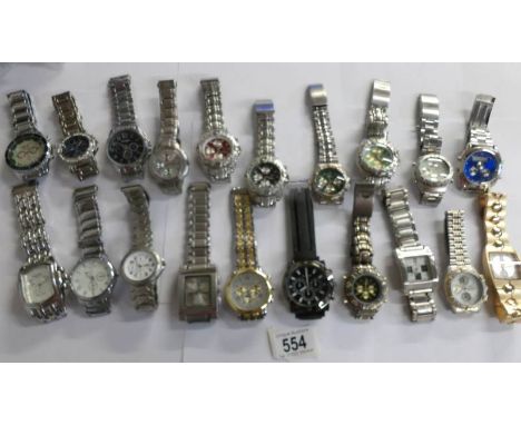 20 assorted gent's chronograph wristwatches.