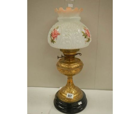 A good old oil lamp (crack to base).