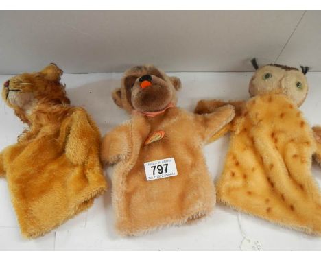 3 hand puppets including Steiff, need tidying.
