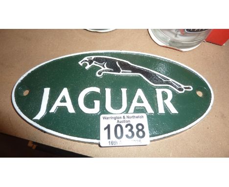 Cast iron Jaguar sign, L: 18 cm. UK P&amp;P Group 1 (£16+VAT for the first lot and £2+VAT for subsequent lots)