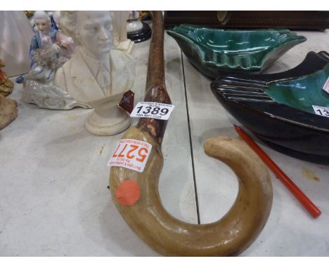 Horn handled walking stick. Not available for in-house P&amp;P 