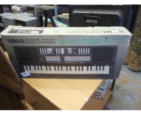 Yamaha PSS-470 keyboard, boxed. Not available for in-house P&amp;P