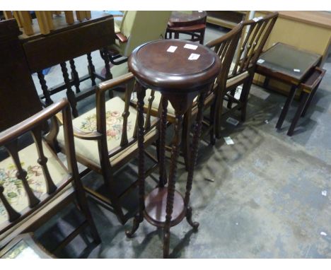 Tall planter on four twist supports. Not available for in-house P&amp;P 