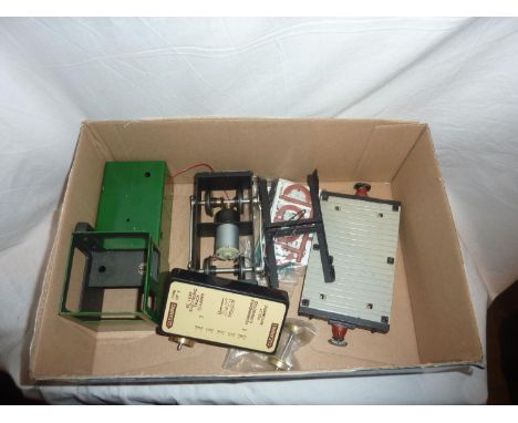 Part built Gaugemaster, O gauge, de luxe electronic track cleaner type HF 2. UK P&amp;P Group 2 (£20+VAT for the first lot an