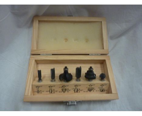 Bosch six piece router set. UK P&amp;P Group 1 (£16+VAT for the first lot and £2+VAT for subsequent lots) 