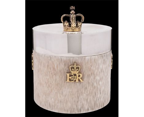 An Elizabeth II  Royal Silver Wedding commemorative silver biscuit barrel, maker Carrington &amp;  Co Ltd, London 1973:, the 