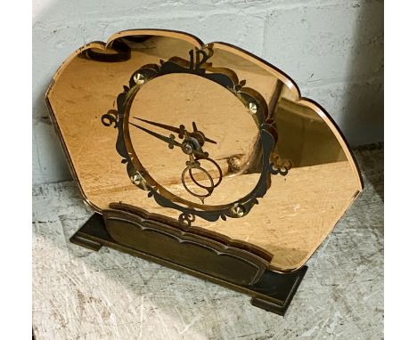 ART DECO MIRRORED MANTLE CLOCK- 22CMS X 17CMS 