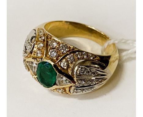 18CT DIAMOND &amp; EMERALD RING SIZE M