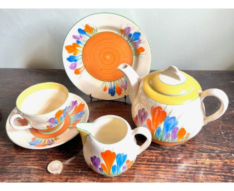 CLARICE CLIFF TEA POT, CREAMER, SIDE PLATE, CUP AND SAUCER, CROCUS PATTERN

 