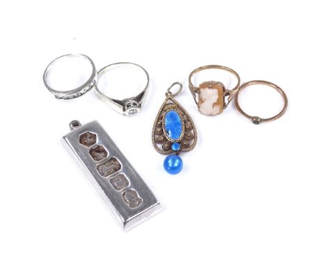 Various 9ct gold stone set rings, silver and enamel pendant by Marius Hammer, and silver ingot pendant (6) 