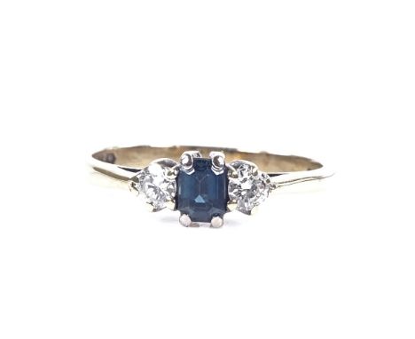 A 9ct gold 3-stone sapphire and diamond ring, setting height 4.8mm, size K, 1.6g 