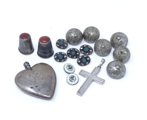 Various silverware, including heart-shaped scent bottle, stone set thimble etc 