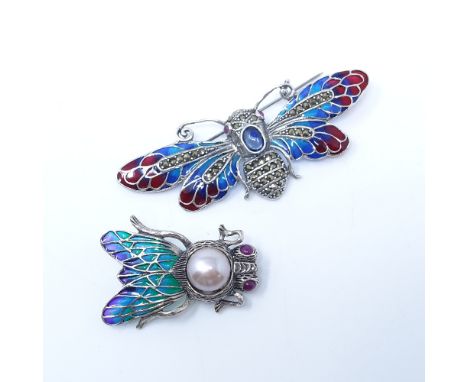 2 sterling silver stone set enamel bug brooches, largest wingspan 77.4mm, 19.8g total (2) 