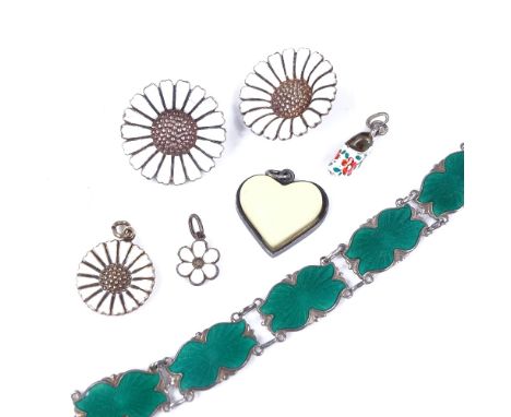 Anton Michelsen, Norwegian silver heart pendant, green enamel bracelet, and daisy pattern jewellery 