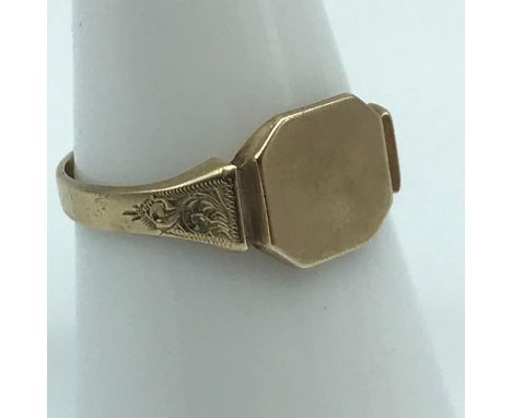 A Birmingham 9ct gold signet ring, Size O1/2. Weighs 2.34grams 