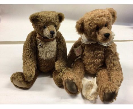 Teddy Bears - Modern designers and artist bears. Makers include Carol Podmore Somewhere in time, Button Bears, Bear Bits, App