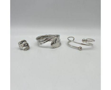 1x silver bangle and 2x designer Uno de 50 jewellery