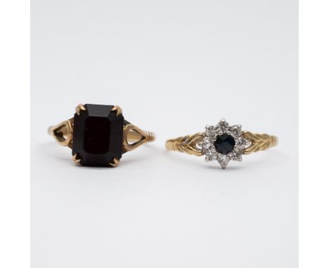 2x 9ct yellow gold dress rings,
one is a garnet and size L,
cz sapphire ring is a size O,
total weight 3.2 grams approx