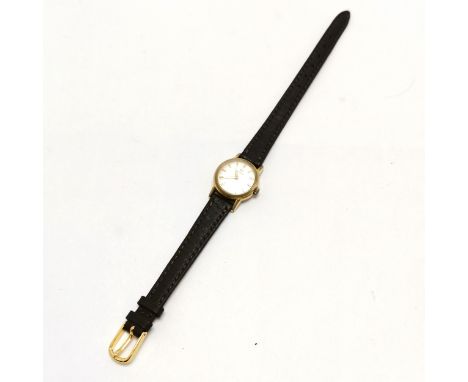 Omega ladies manual wind wristwatch in 20mm gold plated case with cal. 245 movement. In good condition and runs BUT WE CANNOT