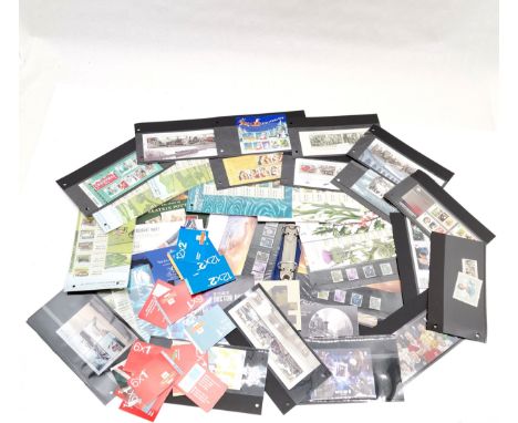 Qty of mint GB FV £475+ inc small booklets, 8 prestige booklets, presentation packs inc 8 with Post &amp; Go labels, odd M/S'