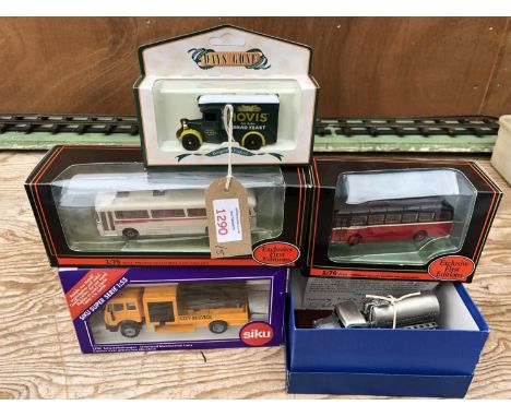 FIVE BOXED DIE CAST MODELS TO INCLUDE 'DAYS GONE', 'EFE' 1:76 SCALE MODELS, TANKER MODEL AND A 'SIKU' 2930 MODEL 