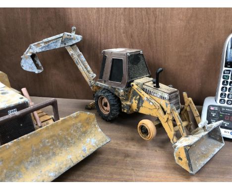 A 'JCB' DIGGER TOY MODEL 