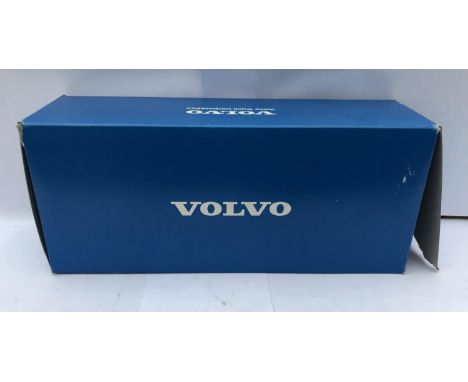 A BOXED VOLVO 'FL6' INTERCOOLER VAN BODY DIE CAST MODEL, 280930 (SLIGHT TEAR TO ONE SIDE OF BOX) 
