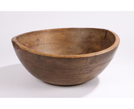 Early 19th Century turned treen bowl, with deep sides and outer ring turned body, 45cm wide