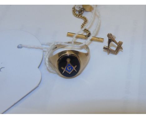 MASONIC 9CT GOLD&nbsp; RING SIZE O AND TIE PIN EST £40-£60