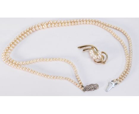 9ct gold & cultured pearl brooch & necklace: Weight of brooch 4.4g, two strand cultured pearl necklace, with silver clasp, me