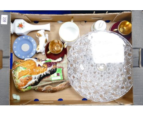 A mixed collection of items to include: large Glass Cake Stand, Damaged Burleigh Jug, Royal Doulton Dog with Ball, Carlton Wa