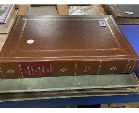 THE NATURAL HISTORY OF STAFFORDSHIRE BY ROBERT PLOT FIRST PUBLISHED IN 1686 REPUBLISHED IN 1973 WITH MAPS AND IILUSTRATIONS 