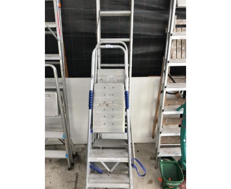 THREE SETS OF LADDERS TO INCLUDE TWO STEP LADDERS AND A FURTHER LADDER 