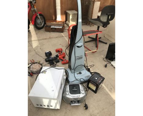 VARIOUS ELECTRICAL ITEMS TO INCLUDE A MICROWAVE, ELECTROLUX HOOVER AND CD PLAYER ETC IN WORKING ORDER 